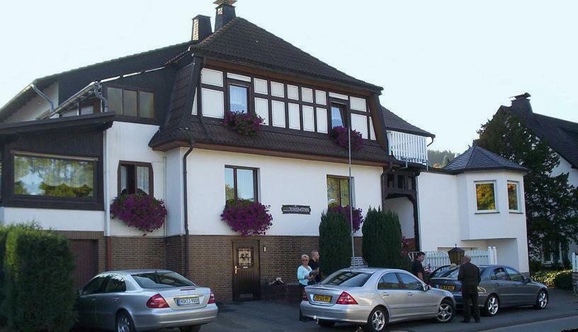 Haus Jungmann Apartment Hallenberg Exterior photo